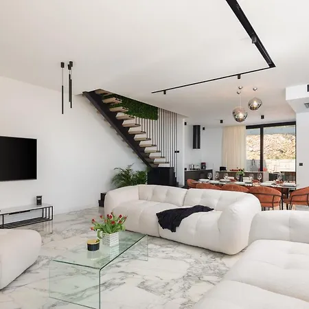 Luxury Ander With Pool * Kostrena