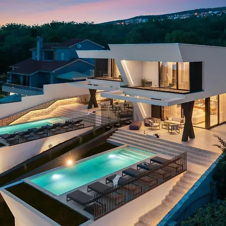 Villa Luxury Ander With Pool