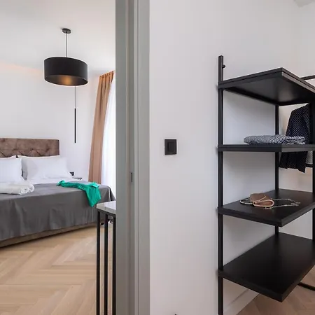 Vilă Luxury Ander With Pool