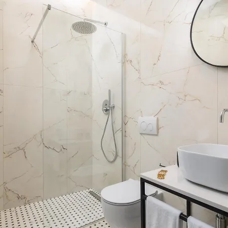 Luxury Ander With Pool *