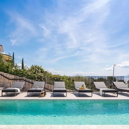 Luxury Ander With Pool Villa Kostrena