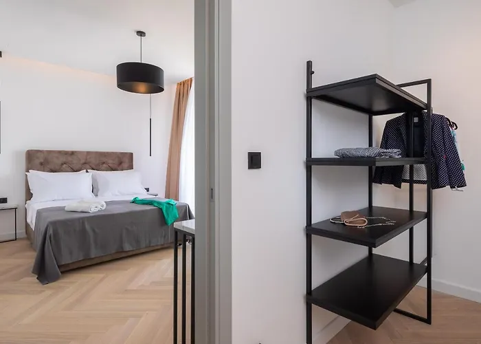 ヴィラ Luxury Ander With Pool