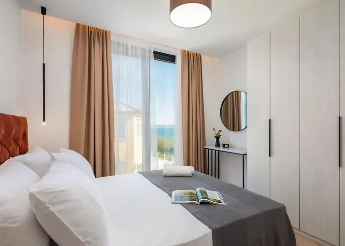 ヴィラ Luxury Ander With Pool *