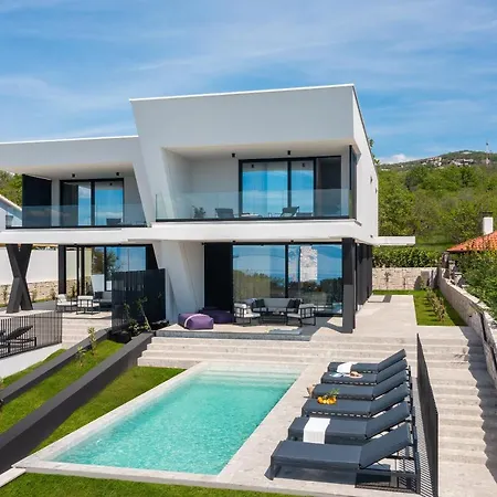 Luxury Ander With Pool * Kostrena